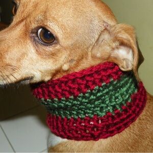 Christmas Dog Cat Cowl sizes XSmall-3XL XS is 14.00